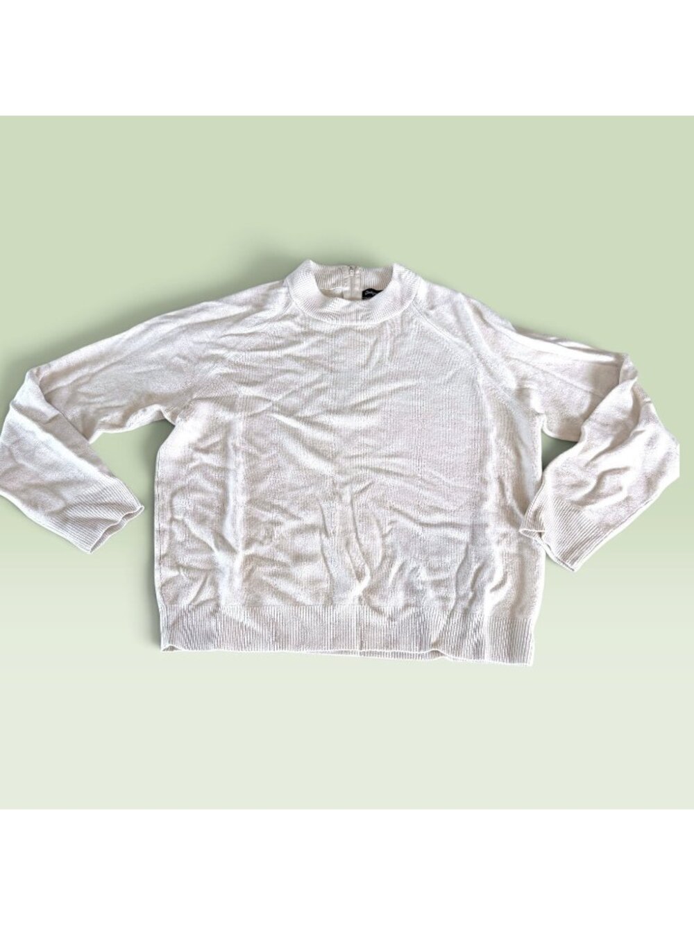 Women’s Vintage Designers Originals Luxelon Cream Mock Neck Sweater Medium